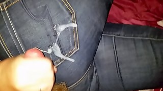 Cumload all over her jeans