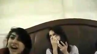 Pakistani College girls phudian