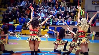 Hot Russian Cheerleaders Sexy Dance