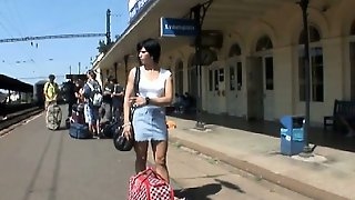Tight pussy enjoys hot fuck
