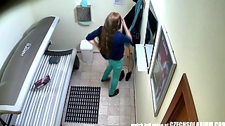 Live Voyeur Masturbation in Solarium