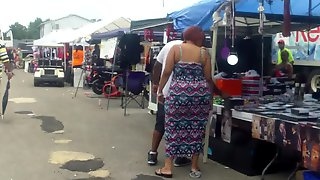 Big Fuckin ASSSS!!!!