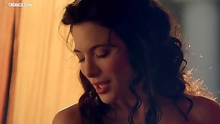 Lucy Lawless, Jaime Murray, Marisa..