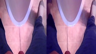 Me pissing in 3D (side by side)
