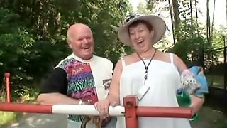 Grandpa Mireck in a 3some
