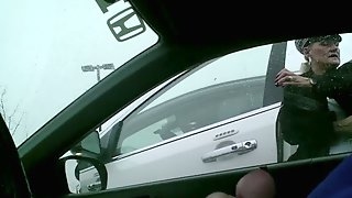 She slapped my car
