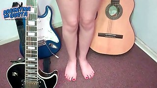 Huge Tits on a blonde teen. Huge..