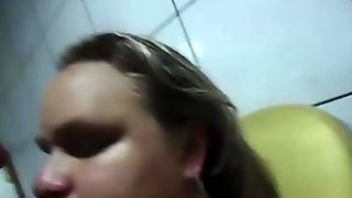 Gordinha casada dando pro amante