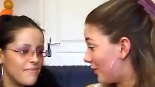 French calia femmes mariees