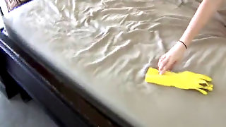 Escort Pleases Cutomer with Yellow..