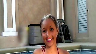Christinamodel underwater vid2