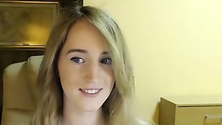 Luxury Blonde Camgirl Showing Off Her..