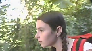 Girl shows her big bus and smal tits