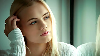 Rich American gal Alex Grey gets more..