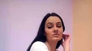 Romanian babe ready to fuck