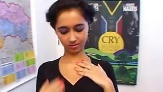 Short hair arab make-up-muslima gets..