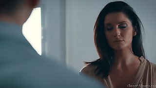 Sex starved MILF slides her wet pussy..